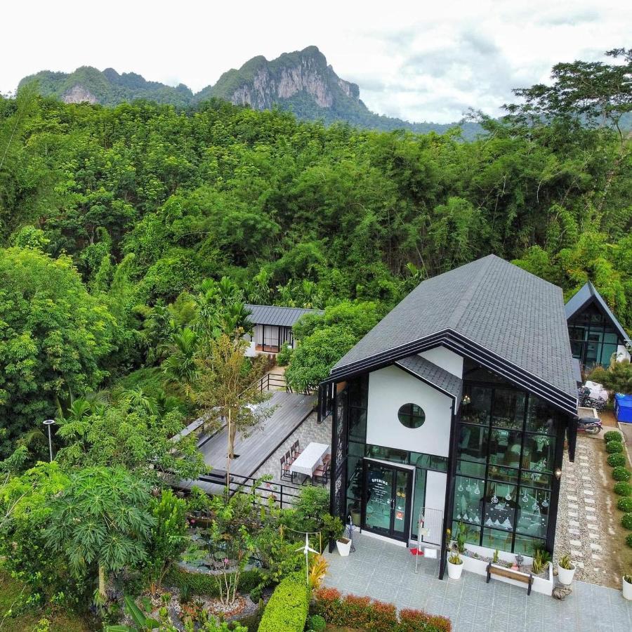 คุ้มกะลาหัวฟาร์มสเตย์ Ban Pha Saeng Lang エクステリア 写真